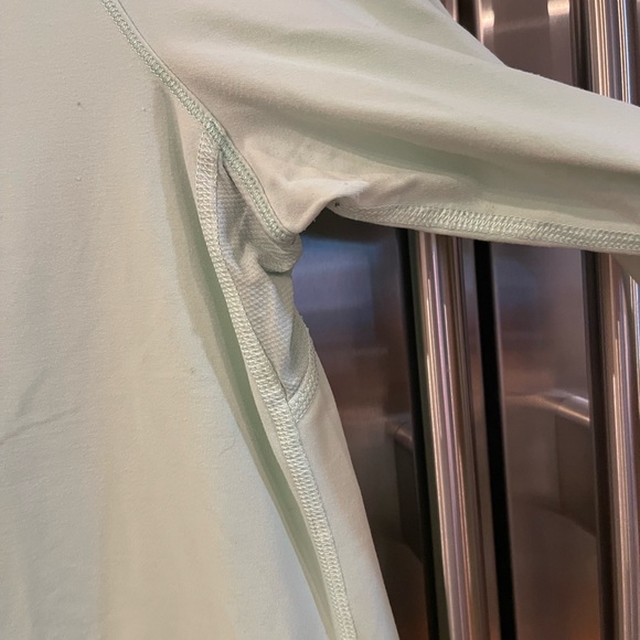Lululemon Mint Green Pullover/Sweatshirt/Top Size 6 - Picture 7 of 9